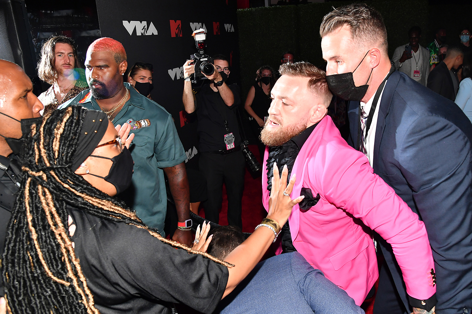 Conor McGregor and Machine Gun Kelly