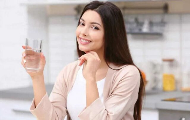 Benefits of Drinking Warm or Hot Water Daily
